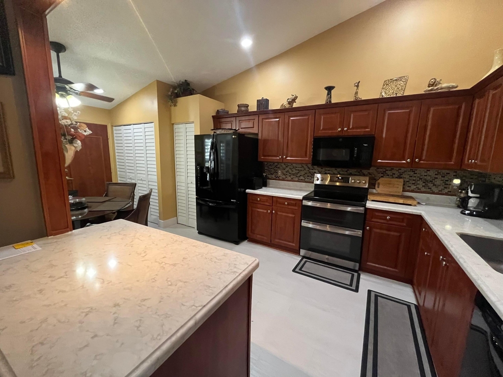 6108 Petunia Road - Photo 6
