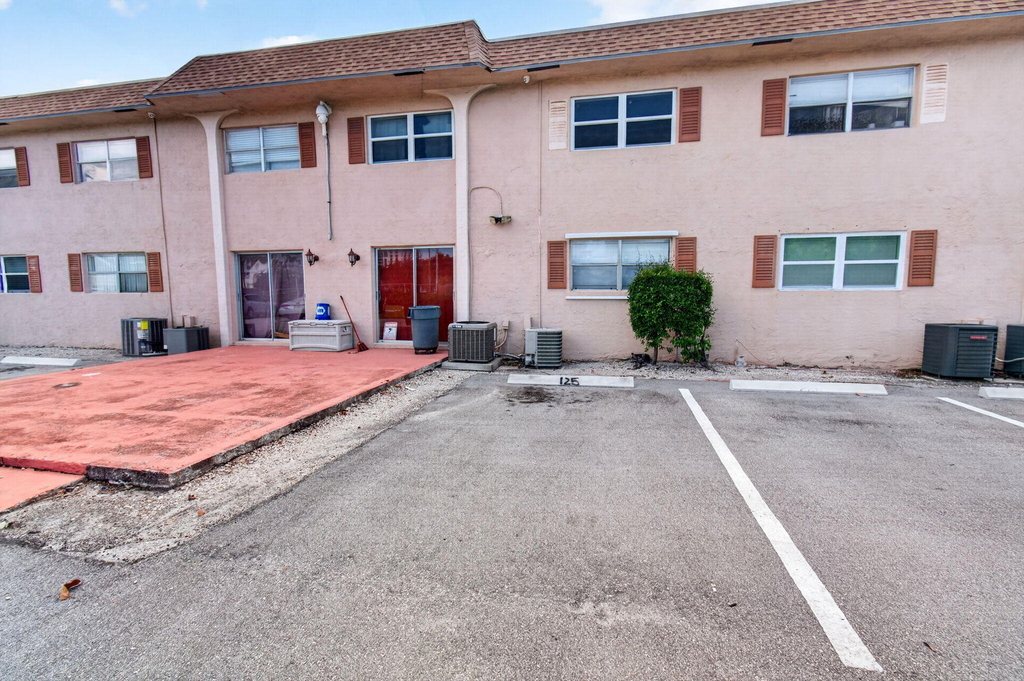 550 Sw 2nd Avenue - Photo 5