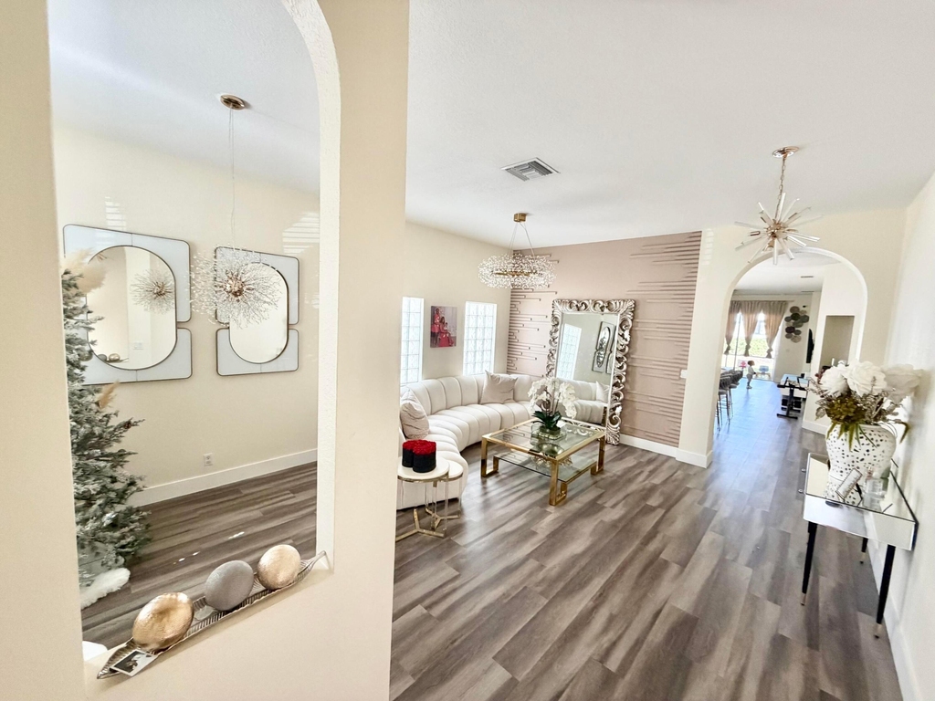 159 Berenger Walk - Photo 3