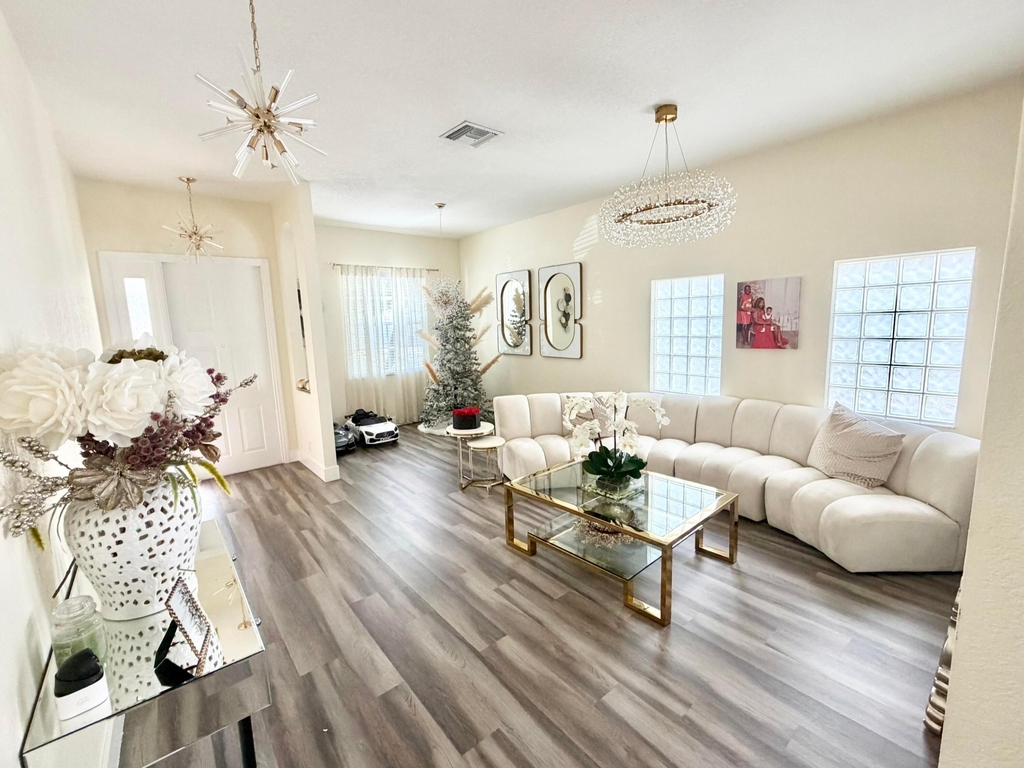 159 Berenger Walk - Photo 4