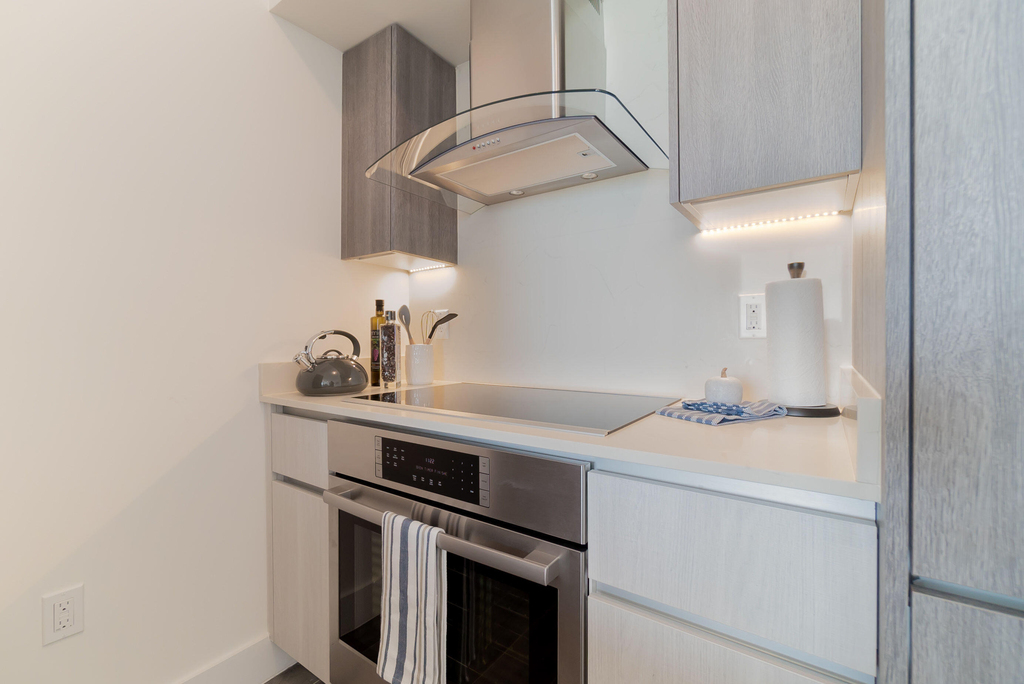 111 Se 1st Avenue - Photo 3