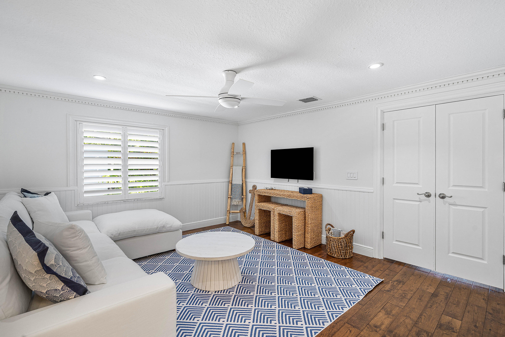 820 Palm Trail - Photo 16