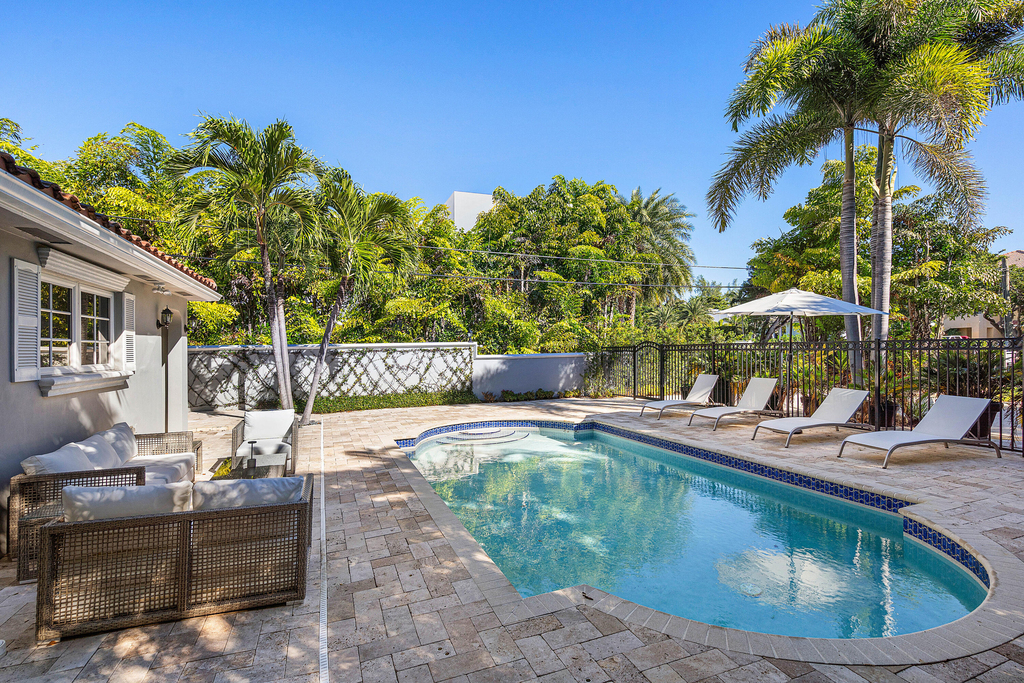 820 Palm Trail - Photo 39