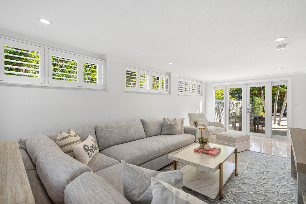 820 Palm Trail - Photo 3
