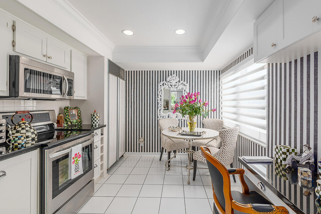 250 Bradley Place - Photo 11