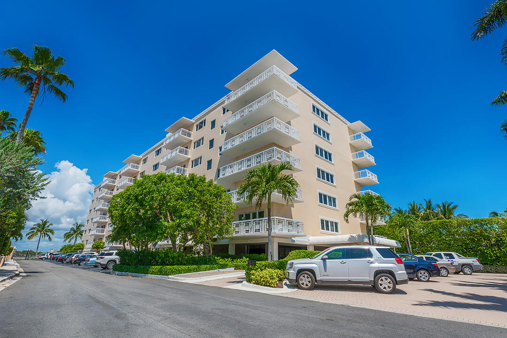 250 Bradley Place - Photo 29
