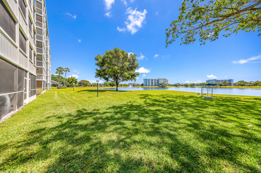 3091 N Course Drive - Photo 11