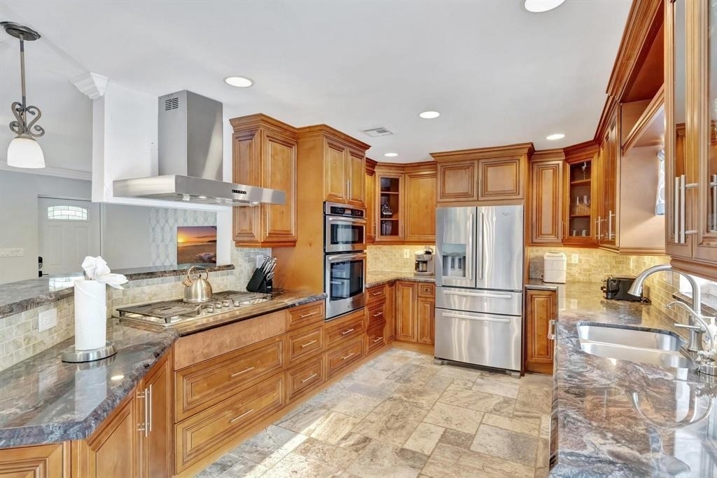 925 Ne 25th Avenue - Photo 8