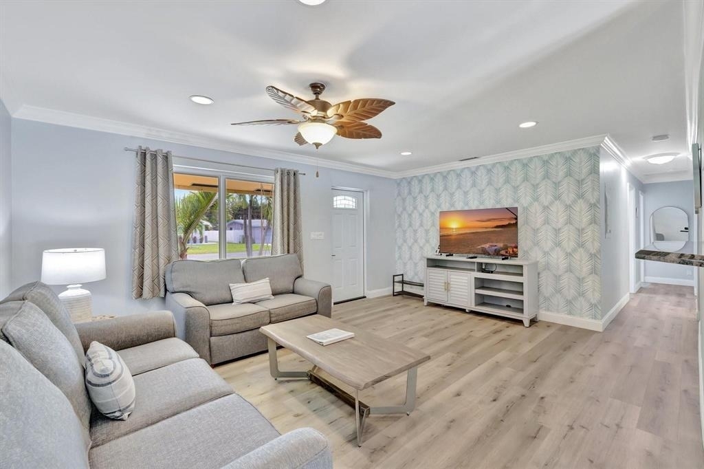 925 Ne 25th Avenue - Photo 7