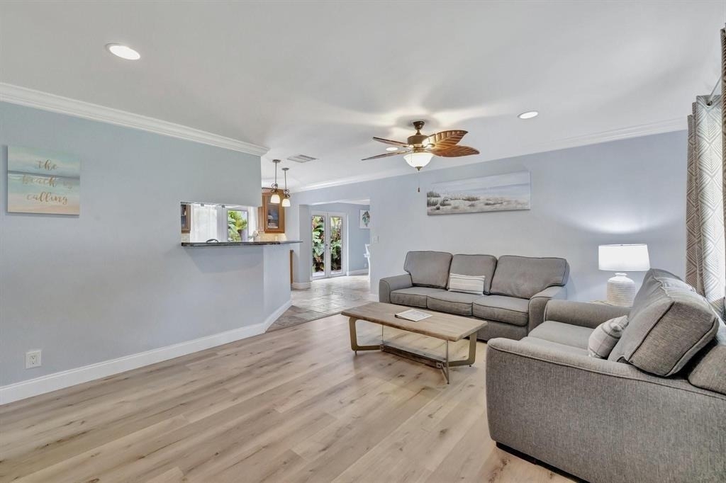 925 Ne 25th Avenue - Photo 5