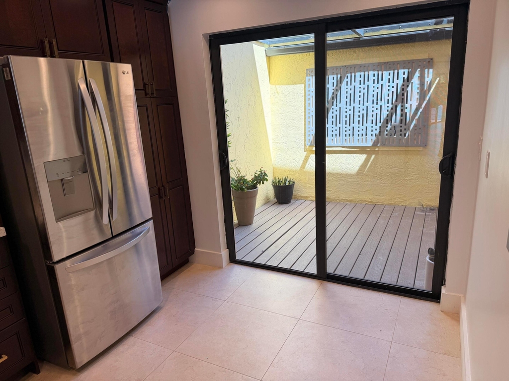 797 S Riverside Drive - Photo 7