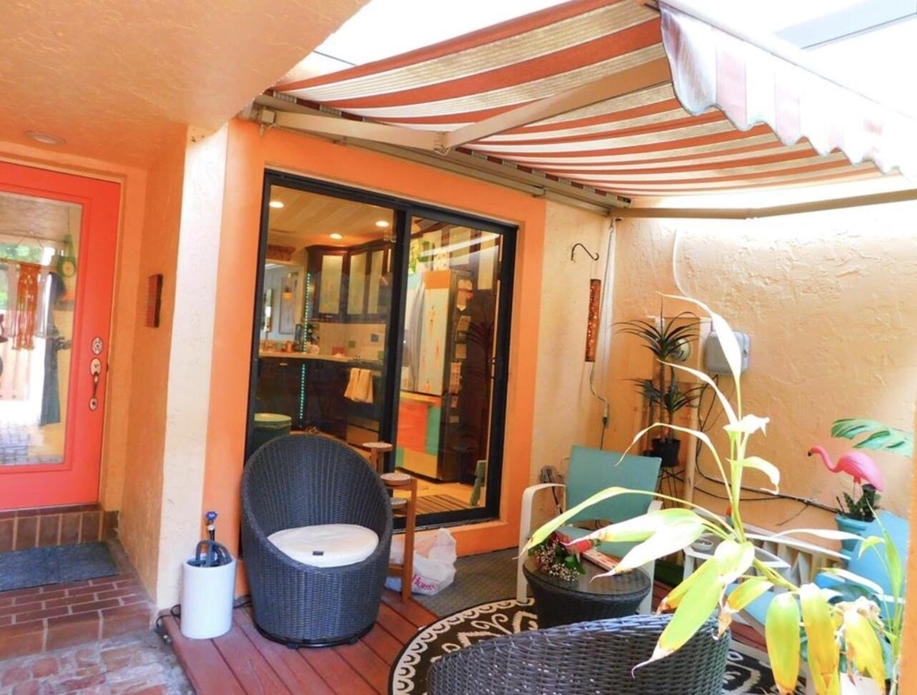797 S Riverside Drive - Photo 4