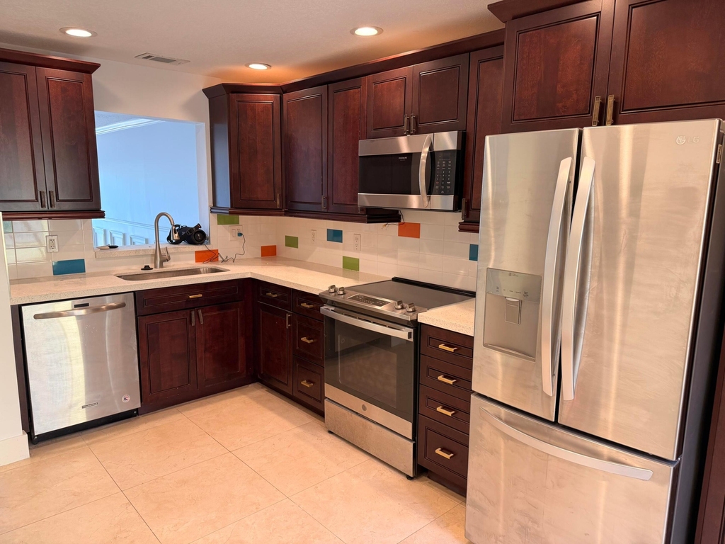 797 S Riverside Drive - Photo 8