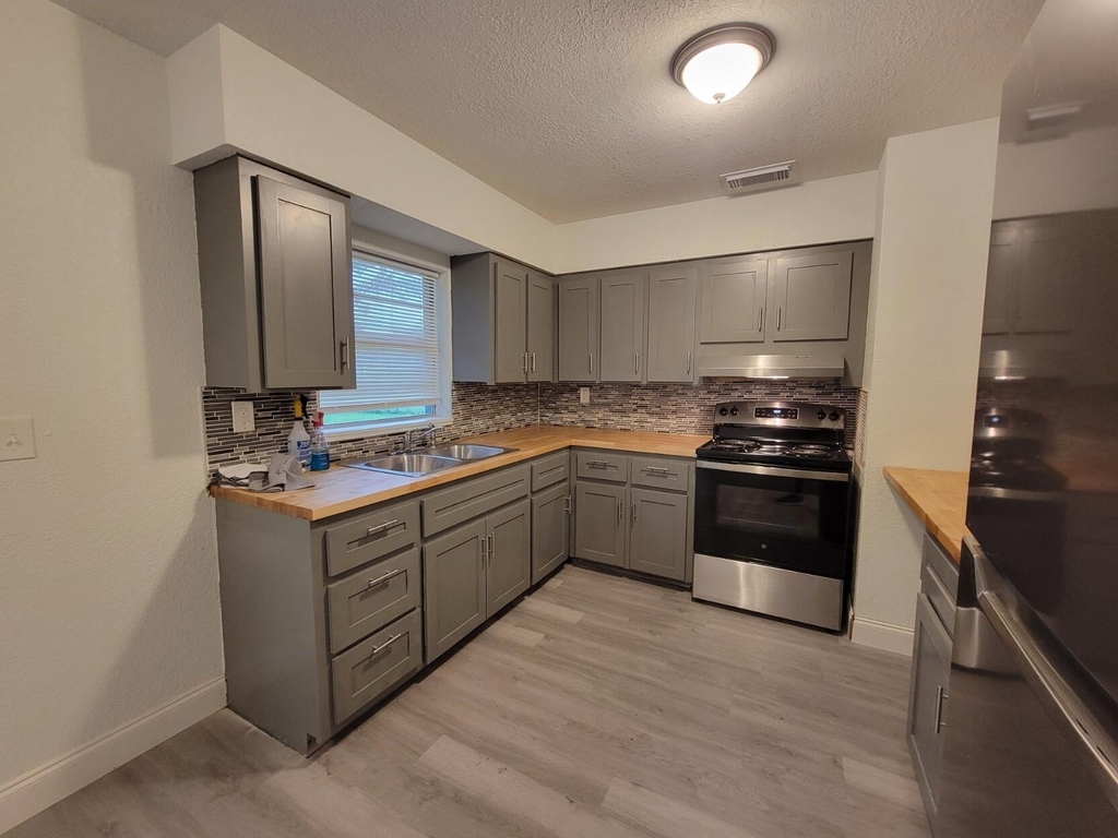 274 Se 14th Avenue - Photo 6
