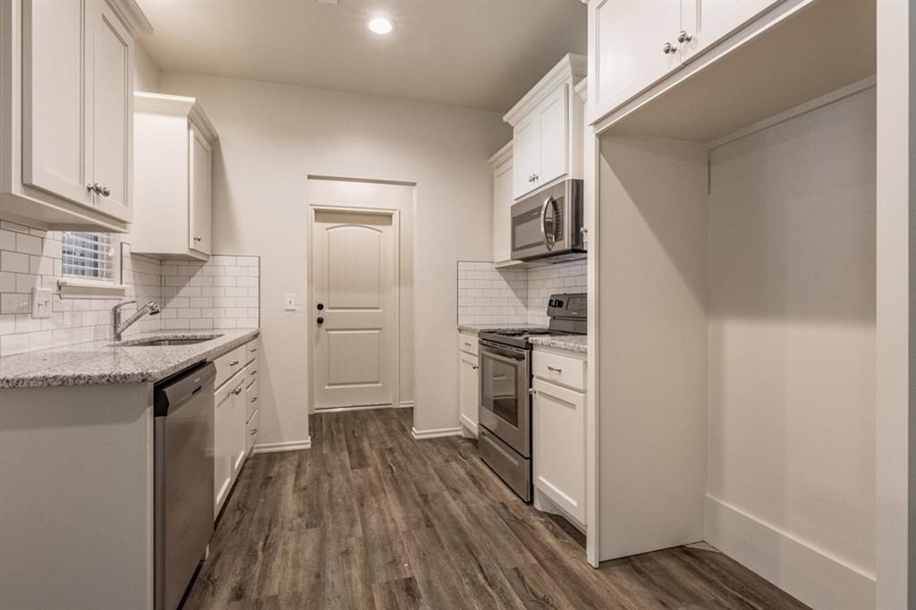 437 Chalk Hill Court - Photo 3