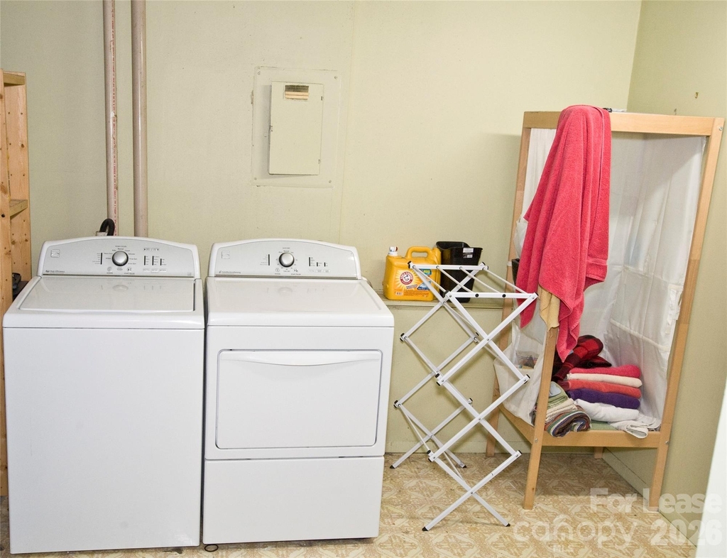 1635 Van Dyke Drive - Photo 4