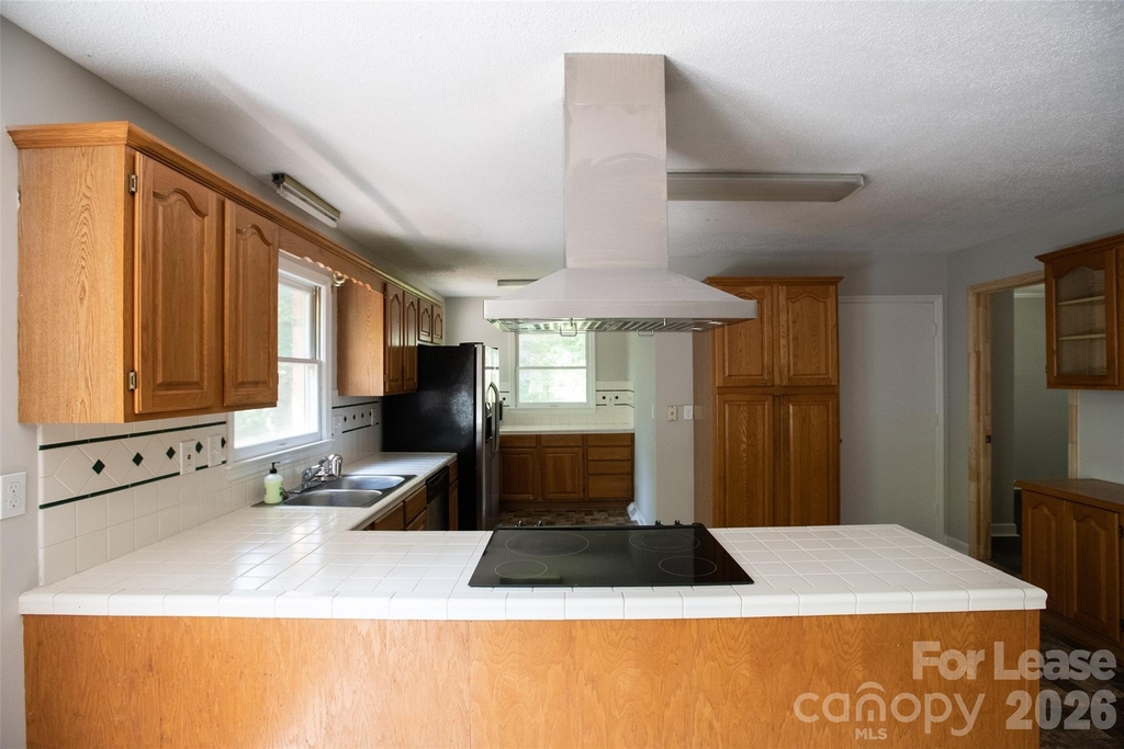 9100 Nash Avenue - Photo 2