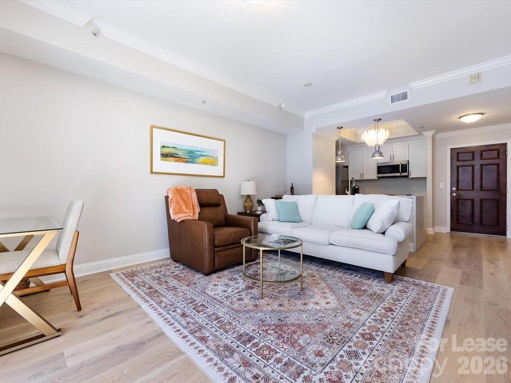 300 W 5th Street - Photo 15