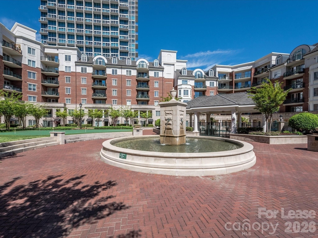 300 W 5th Street - Photo 27