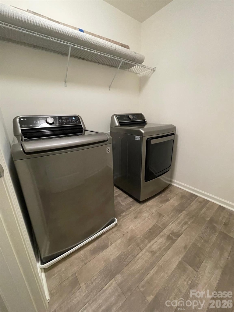 809 Alexander Commons Drive - Photo 25