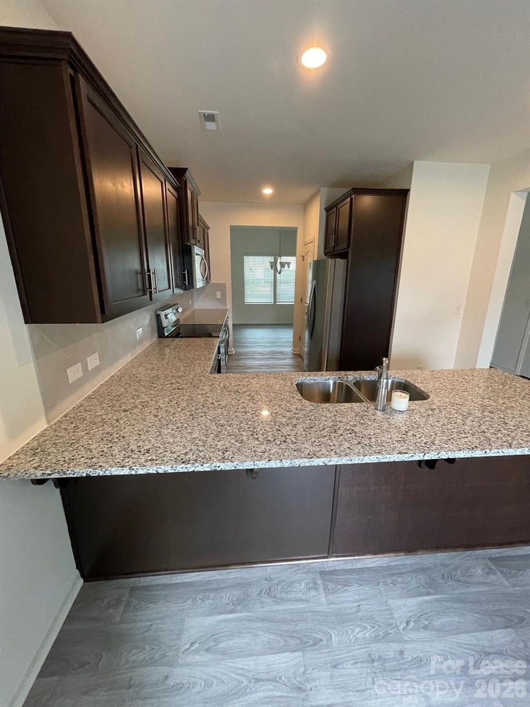 809 Alexander Commons Drive - Photo 9