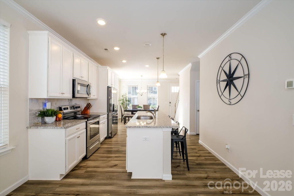 8156 Merryvale Lane - Photo 9