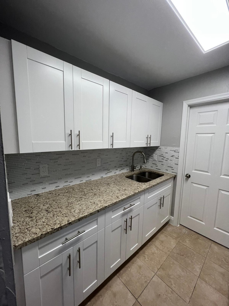 3265 E Palm Drive - Photo 0