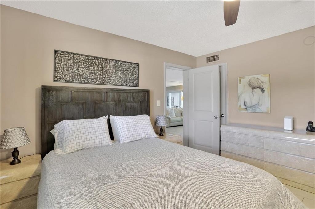 505 N Riverside Drive - Photo 9