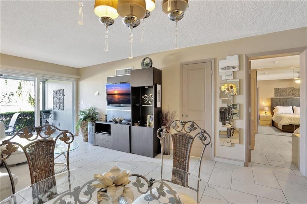 505 N Riverside Drive - Photo 7