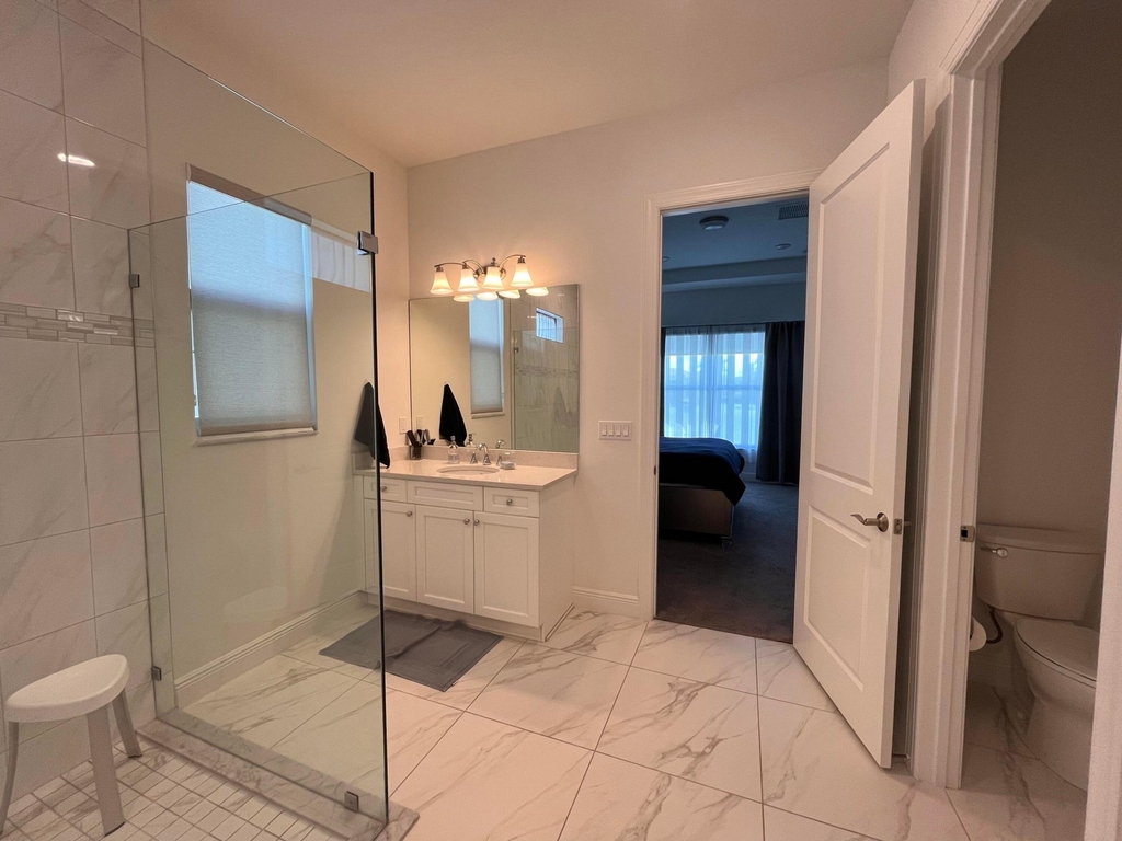 5663 Saint Armands Way - Photo 3
