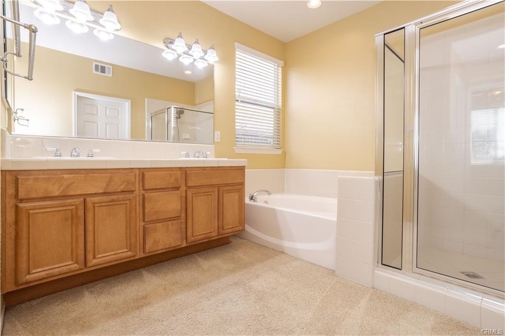 19932 Oakville Court - Photo 17