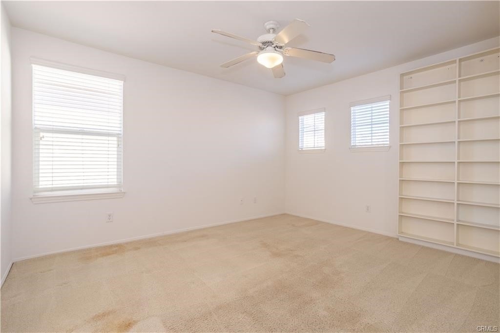 19932 Oakville Court - Photo 15