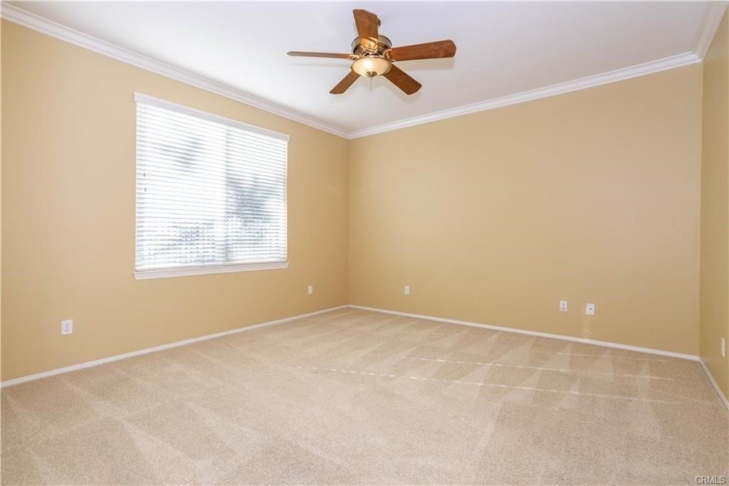 19932 Oakville Court - Photo 13