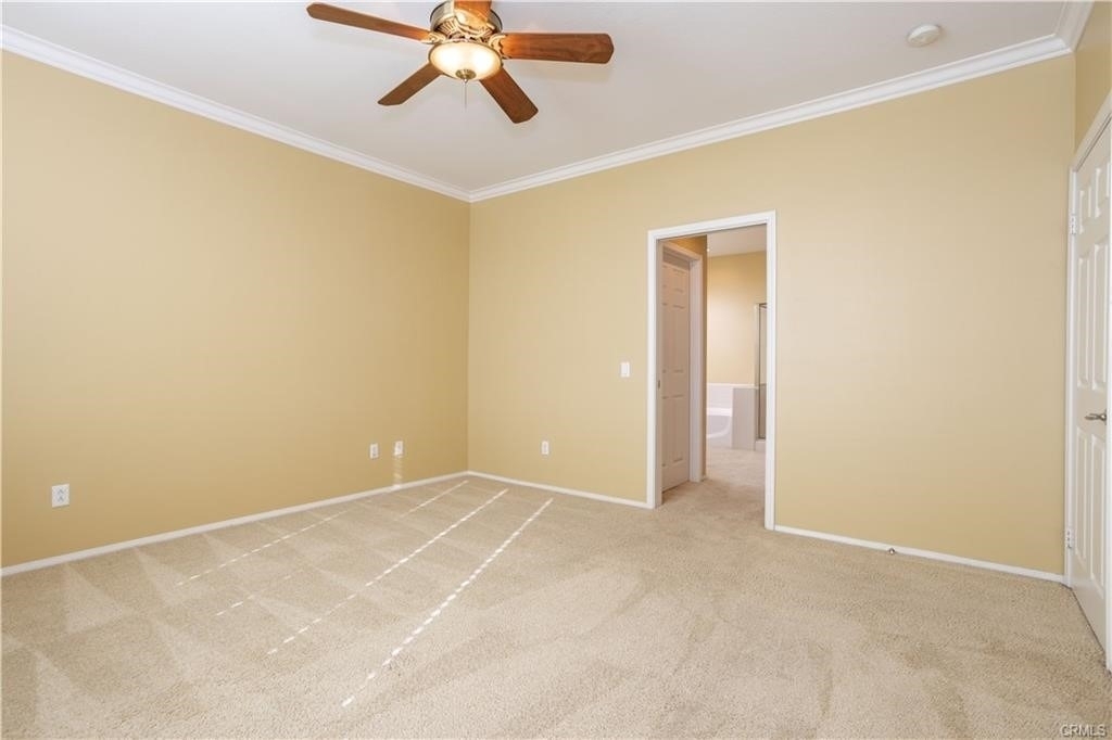 19932 Oakville Court - Photo 12