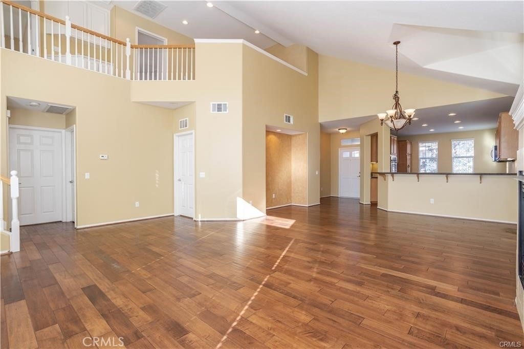19932 Oakville Court - Photo 3