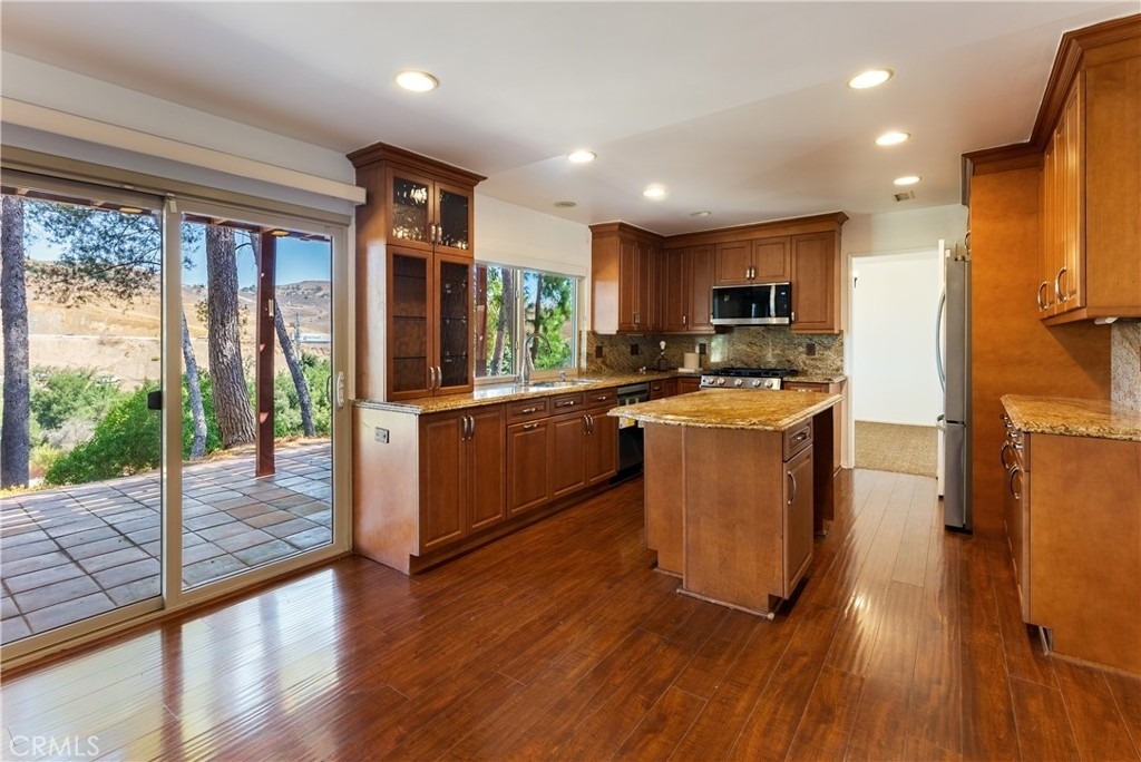 27601 Endeavor Street - Photo 11
