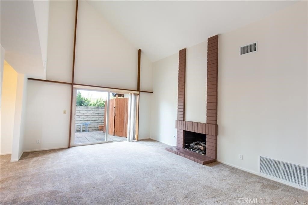 27601 Endeavor Street - Photo 8