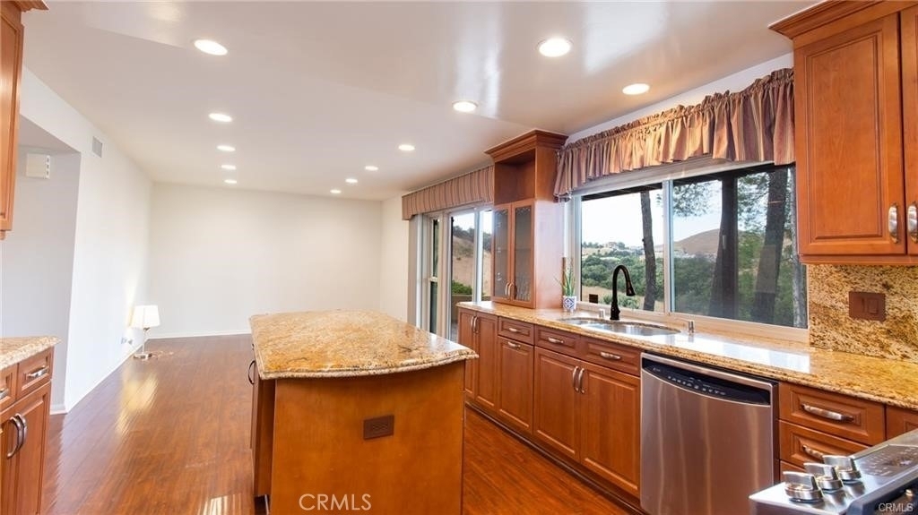 27601 Endeavor Street - Photo 13
