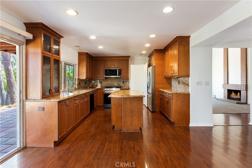 27601 Endeavor Street - Photo 10