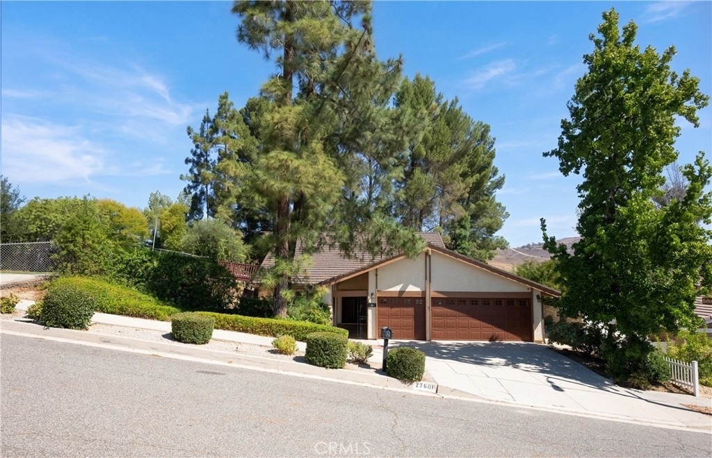 27601 Endeavor Street - Photo 1