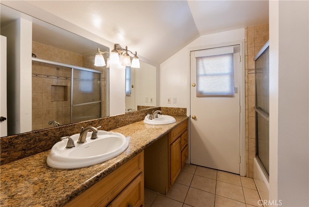 27601 Endeavor Street - Photo 21