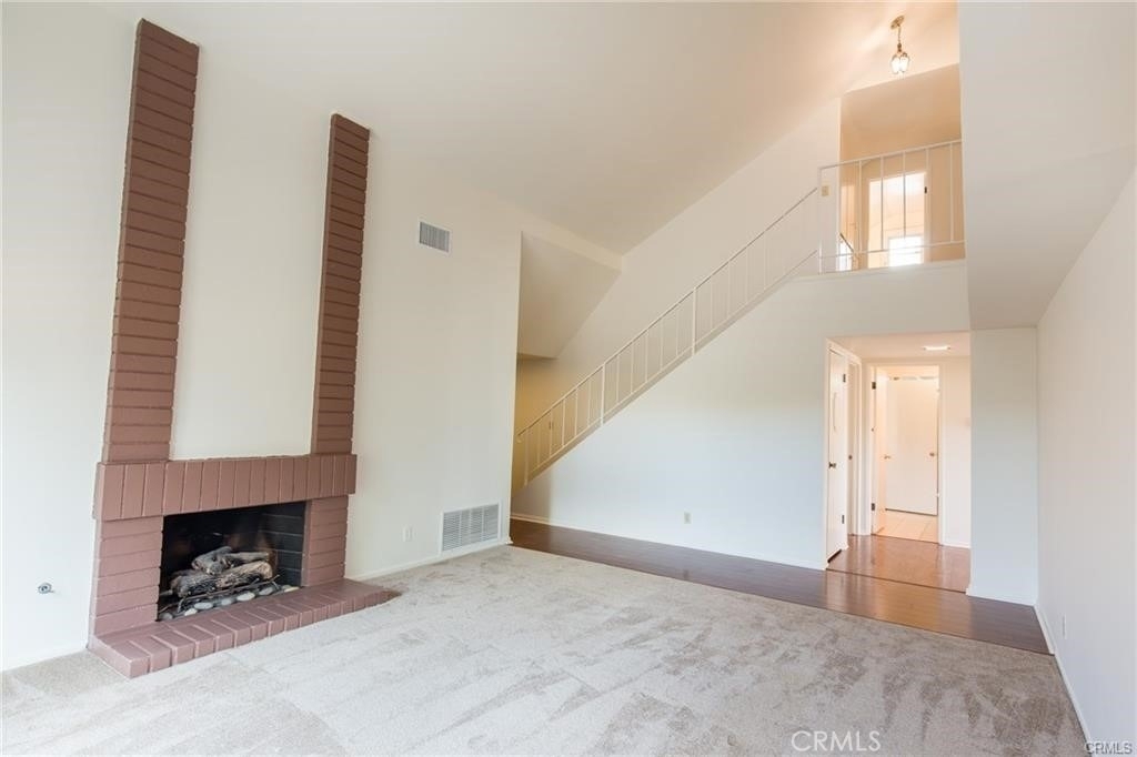 27601 Endeavor Street - Photo 9