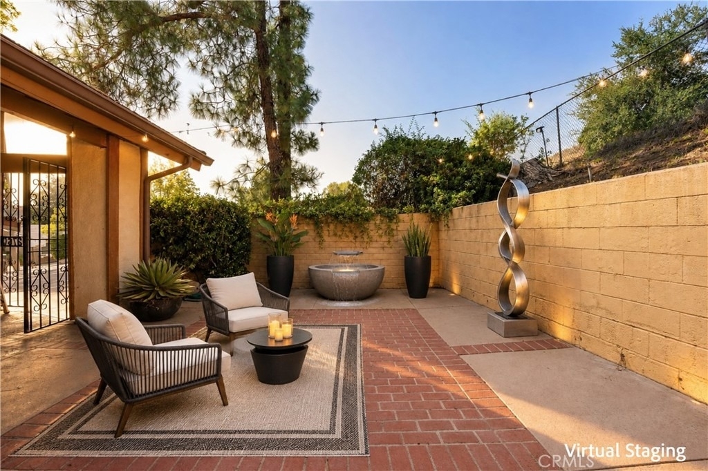 27601 Endeavor Street - Photo 3