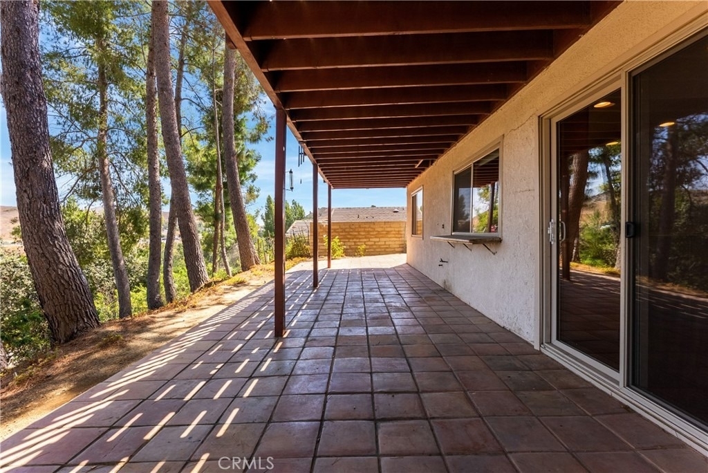 27601 Endeavor Street - Photo 18