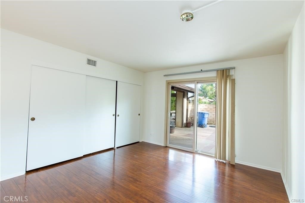 27601 Endeavor Street - Photo 17