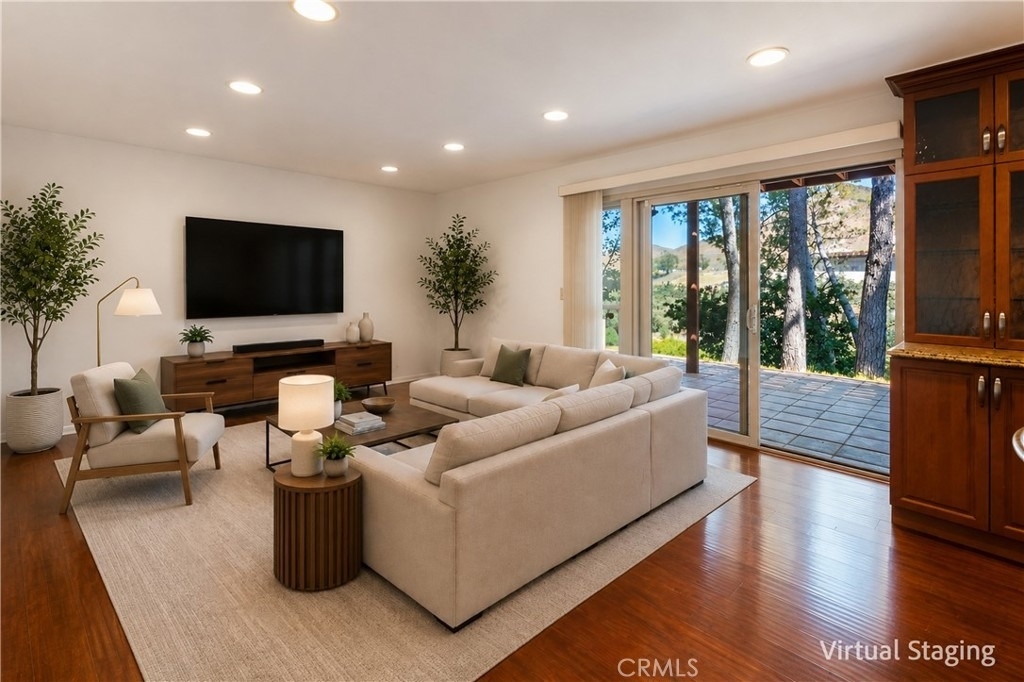 27601 Endeavor Street - Photo 12