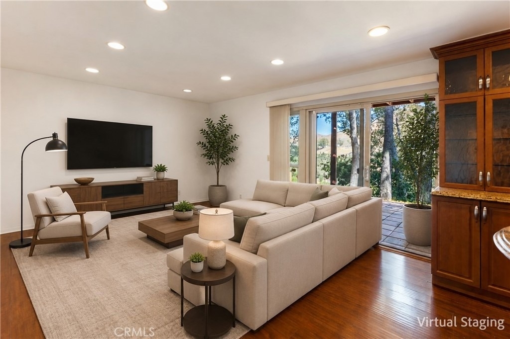 27601 Endeavor Street - Photo 13