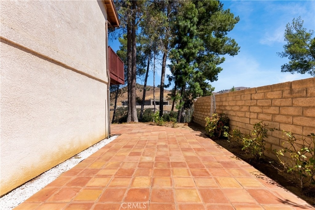 27601 Endeavor Street - Photo 17