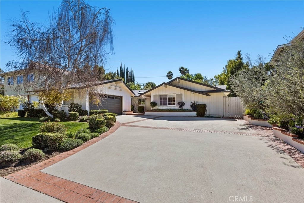 22736 Margarita Drive - Photo 0