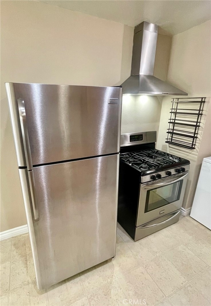 2217 S Grand - Photo 3